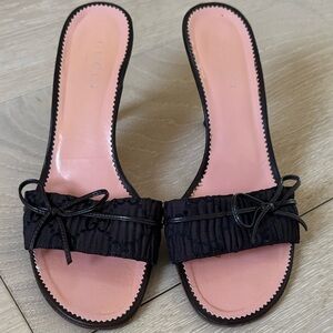 Gucci Brown Slide Sandals with Bow Detail